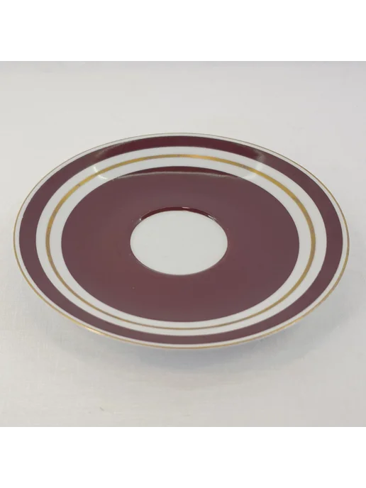Блюдце Freiberger Porzellian крытье ГДР, вариант