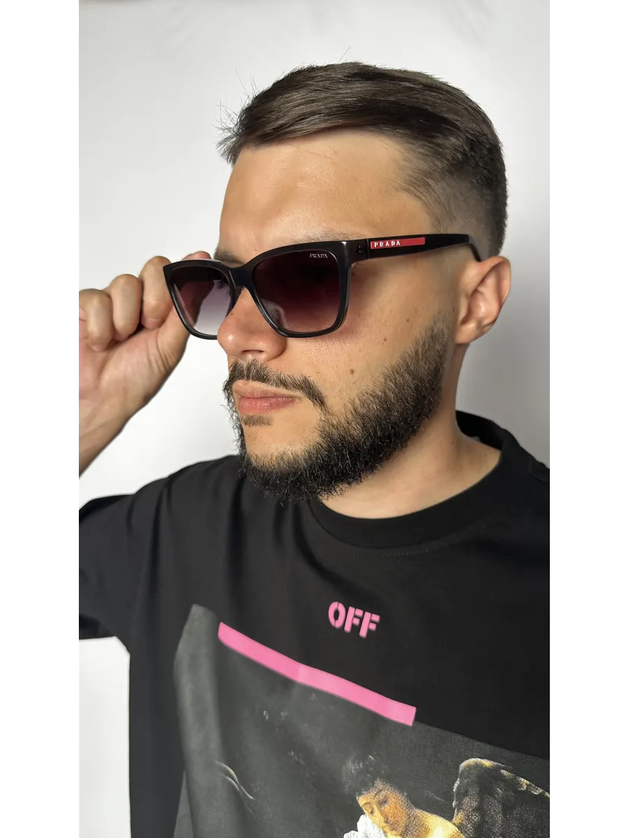 Очки Prada