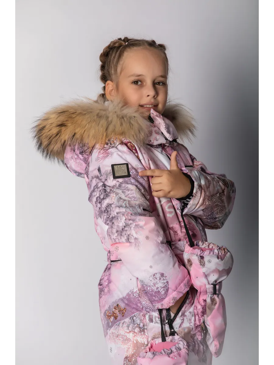 Зимний слитный комбинезон мембрана с натуральной опушкой