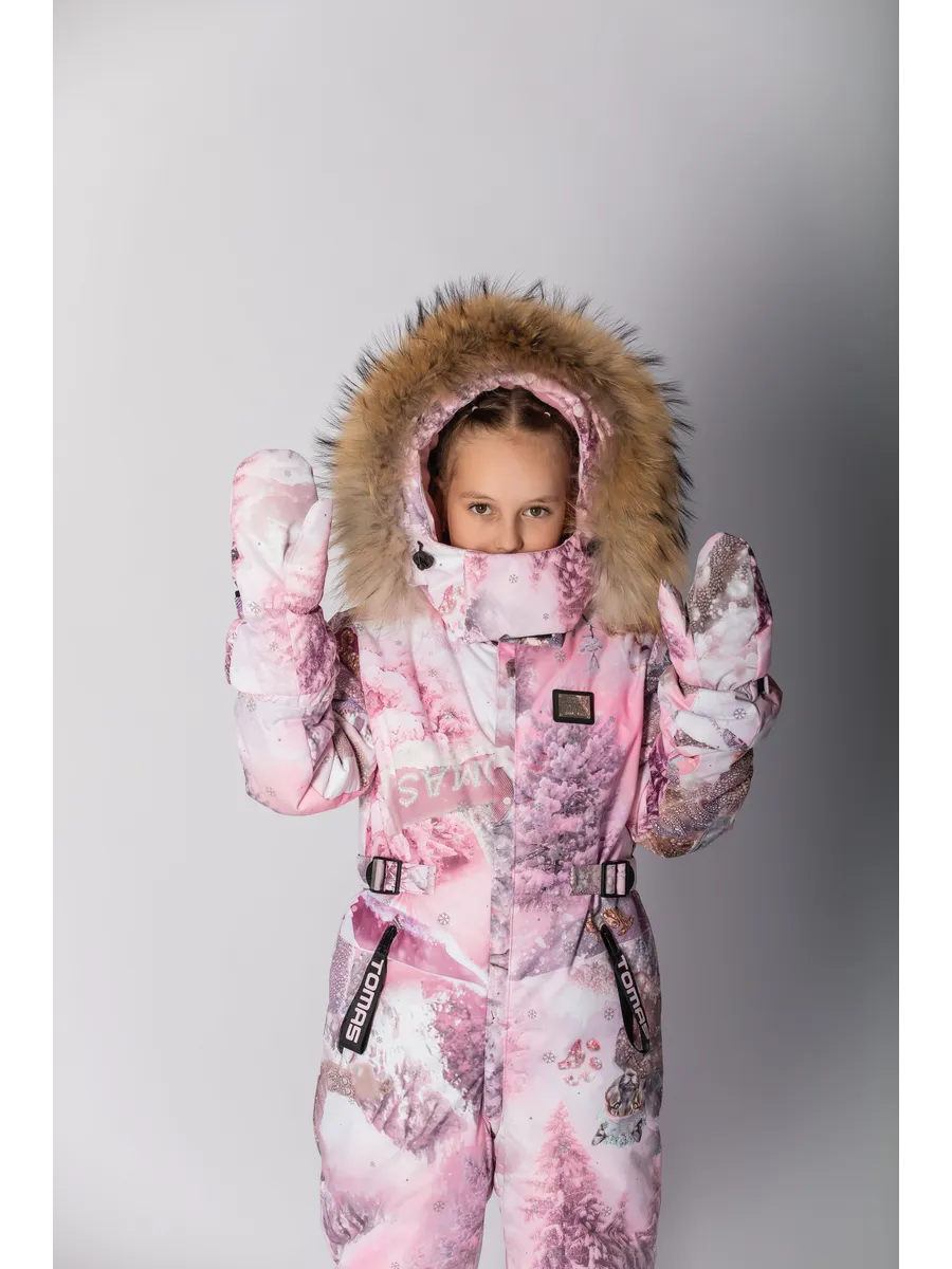 Зимний слитный комбинезон мембрана с натуральной опушкой