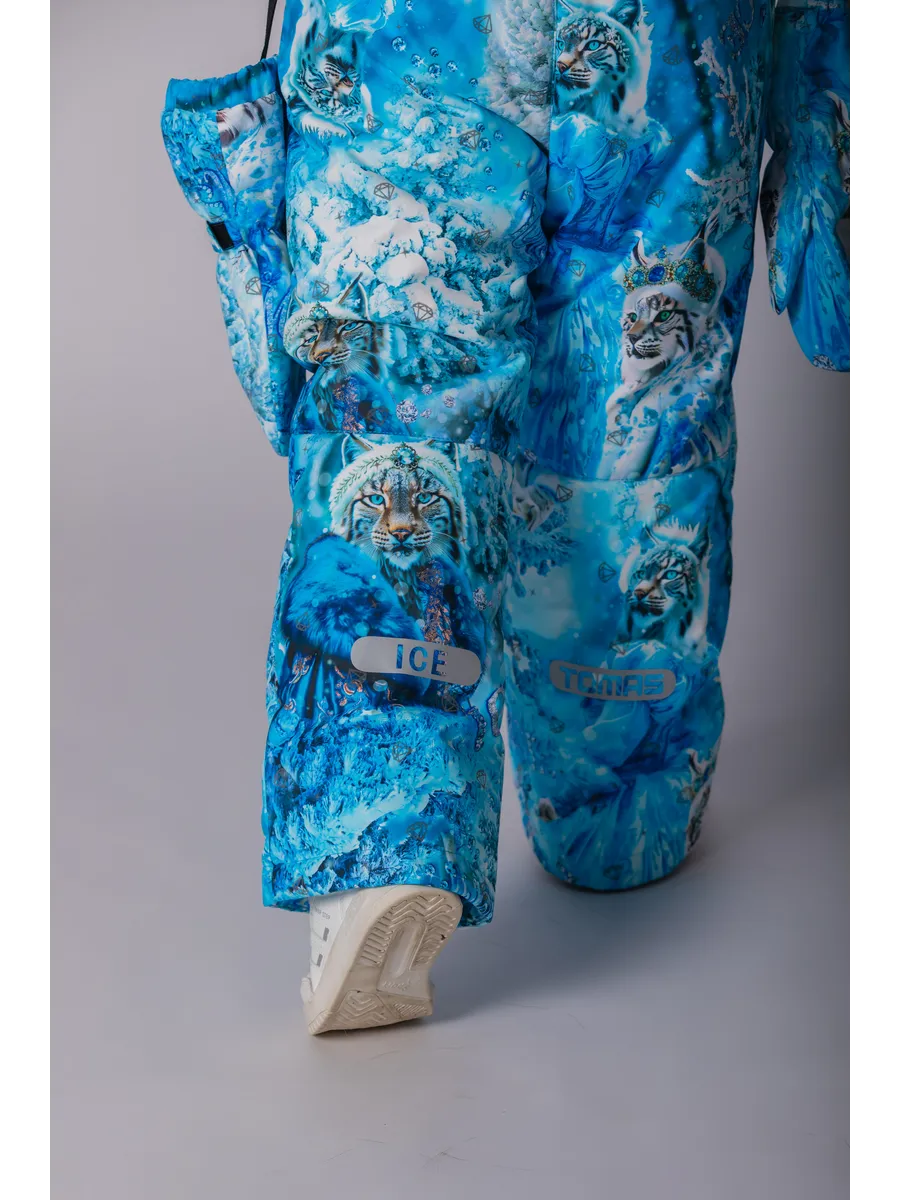 Зимний слитный комбинезон мембрана с натуральной опушкой