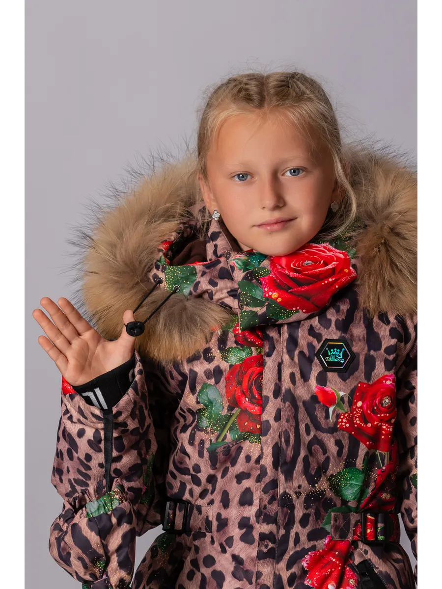 Зимний слитный комбинезон мембрана с натуральной опушкой