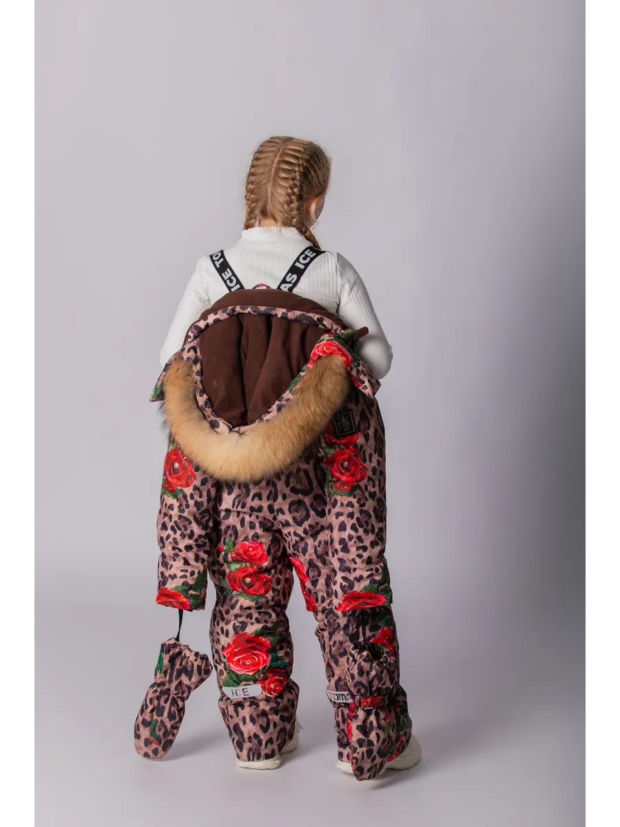 Зимний слитный комбинезон мембрана с натуральной опушкой